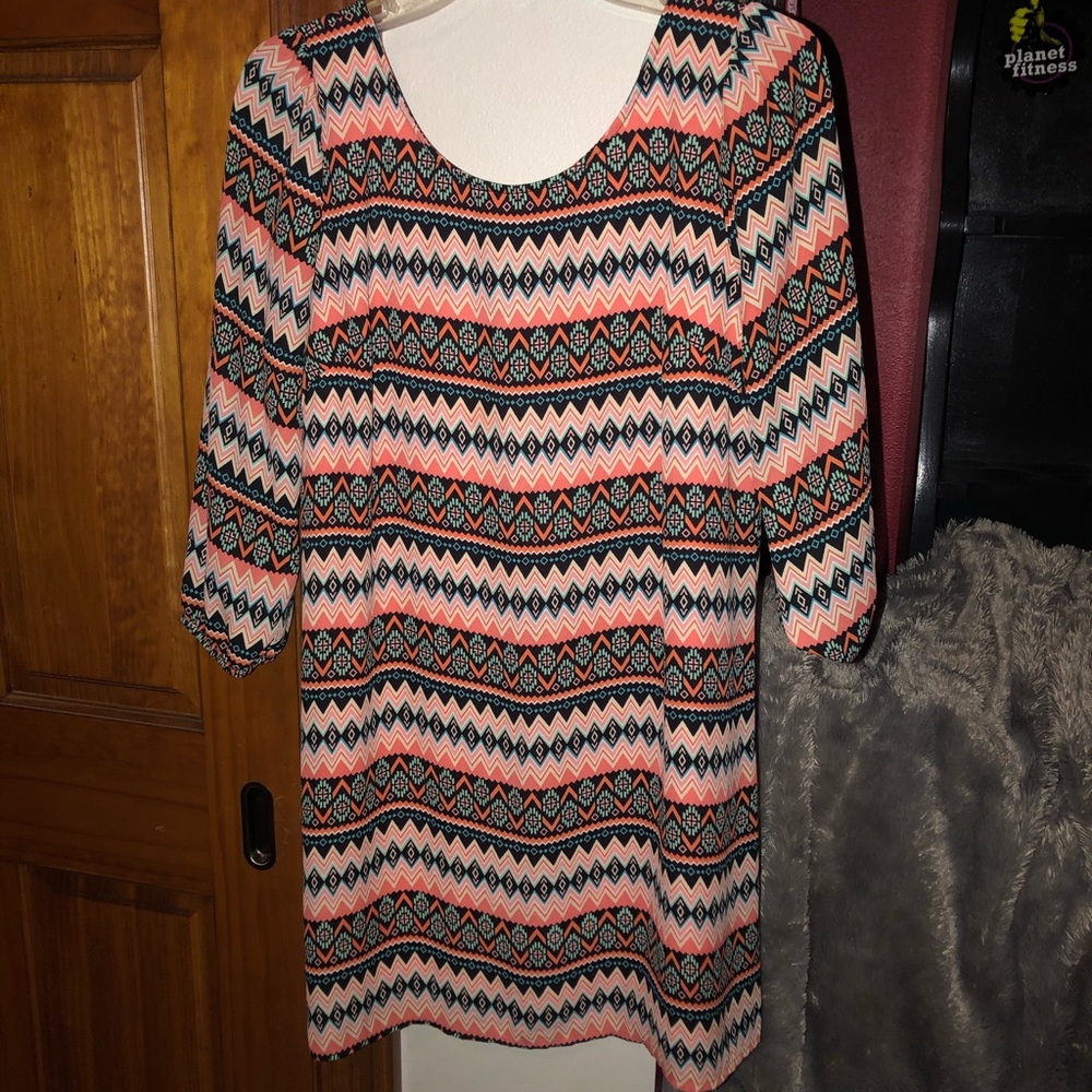 Patterned dress - Picture 2 of 4